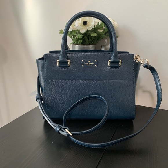 kate spade Handbags - Kate Spade Satchel♠️